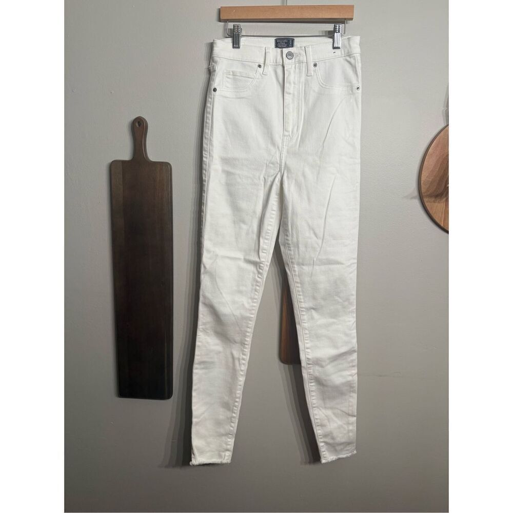 Abercrombie & Fitch White Ultra High Rise Raw Hem Super Skinny Jeans Size 4 Long